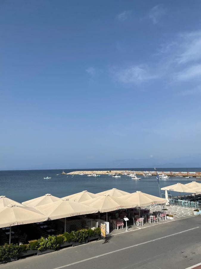 Koroni Mare Front Harbor Leilighet Eksteriør bilde